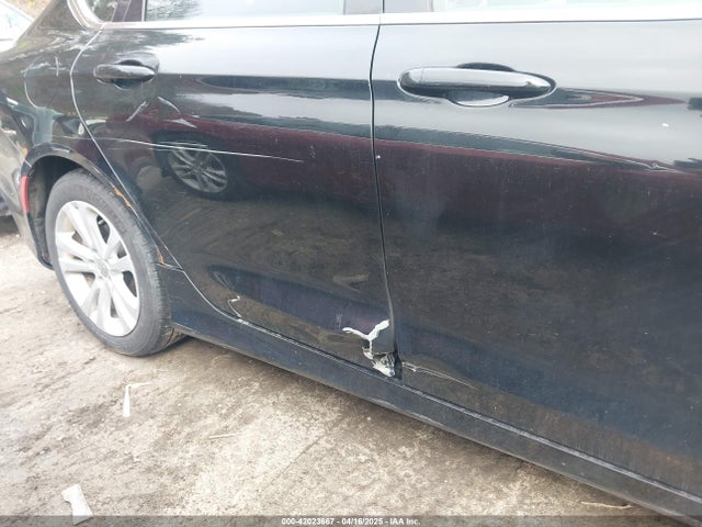 1C3CCCAB3FN744813 Chrysler 200 Limited