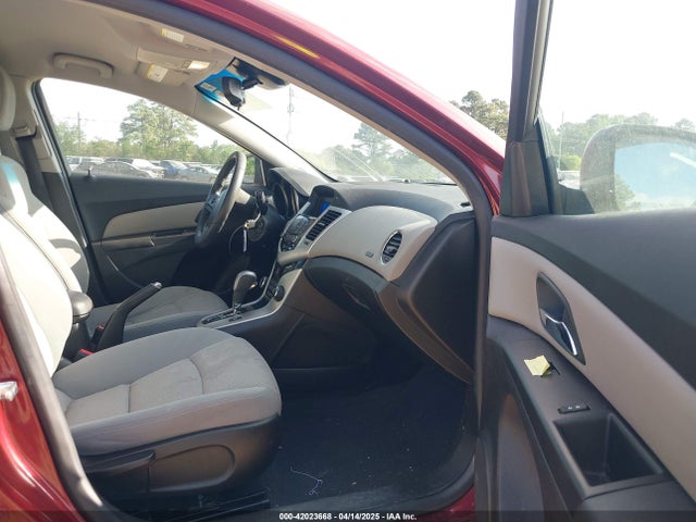 1G1PC5SBXF7223513 Chevrolet Cruze 1lt Auto