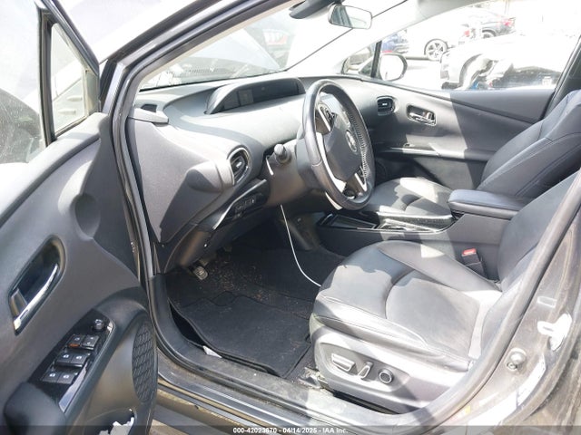 Toyota Prius Prime Premium 2017 JTDKARFP7H3054775 Image 18