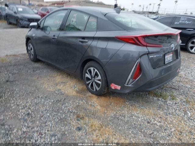 Toyota Prius Prime Premium 2017 JTDKARFP7H3054775 Image 3