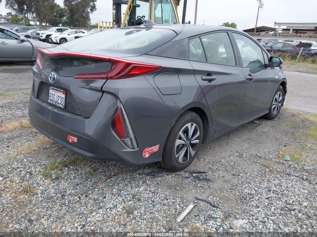 Toyota Prius Prime Premium 2017 JTDKARFP7H3054775 Image 4