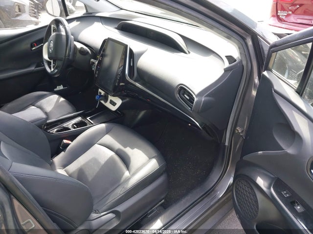 Toyota Prius Prime Premium 2017 JTDKARFP7H3054775 Image 5