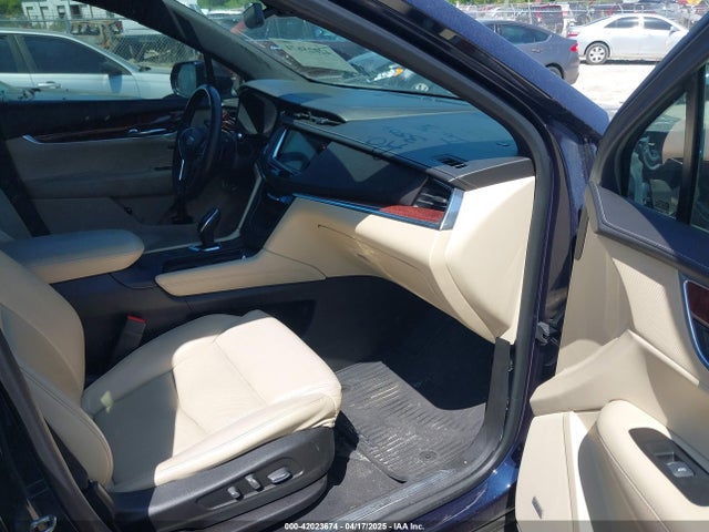 2017 CADILLAC XT5 1GYKNBRS3HZ112030 Photo 4
