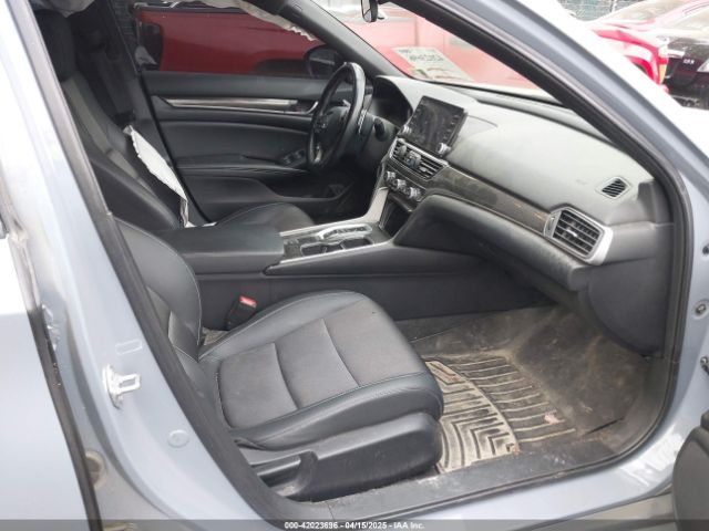 1HGCV2F38NA015621 Honda Accord Sport 2.0t
