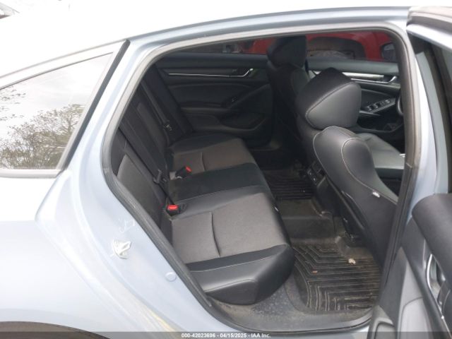 1HGCV2F38NA015621 Honda Accord Sport 2.0t