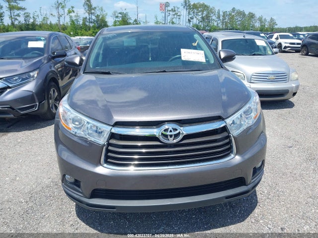 5TDZKRFH0ES025553 Toyota Highlander Le Plus V6
