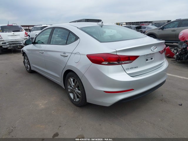 5NPD84LF8JH269014 Hyundai ELANTRA SEL