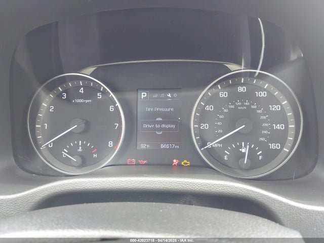 5NPD84LF8JH269014 Hyundai ELANTRA SEL