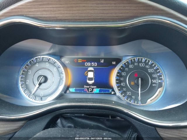 1C3CCCEG7FN530381 Chrysler 200 C