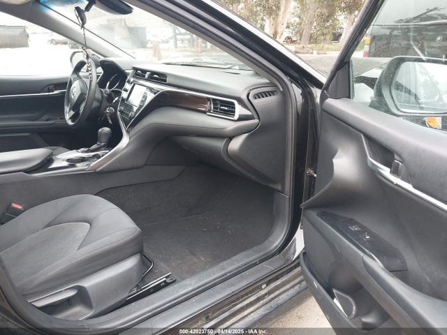 4T1B11HK8JU091526 Toyota CAMRY LE