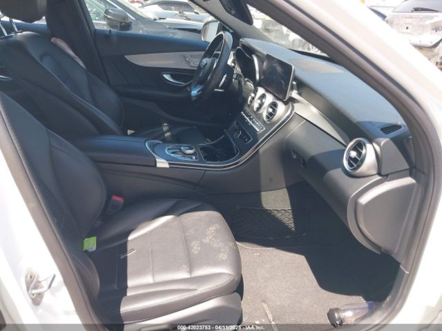 55SWF8DBXKU313935 Mercedes-Benz C 300