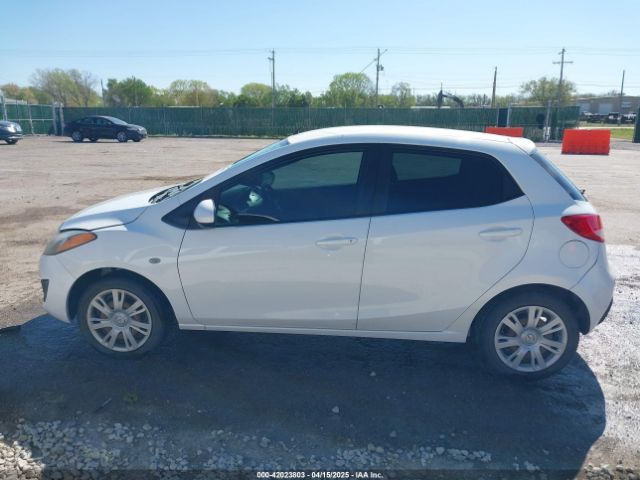JM1DE1KY0E0175562 Mazda Mazda2 Sport