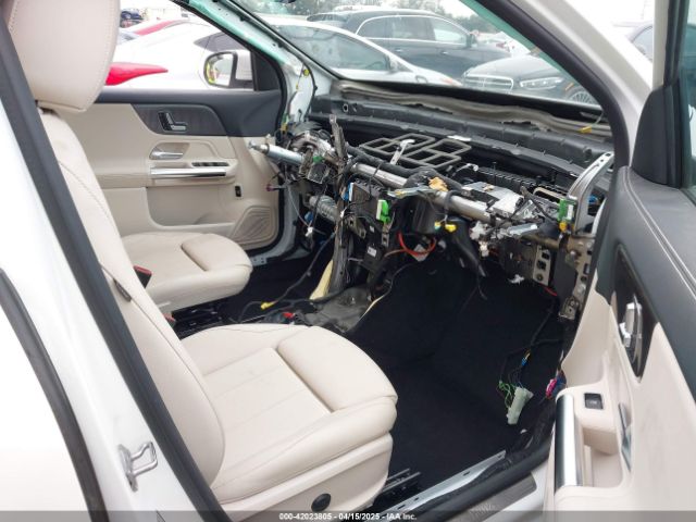 W1N4N4GB2MJ215938 Mercedes-Benz GLA 250