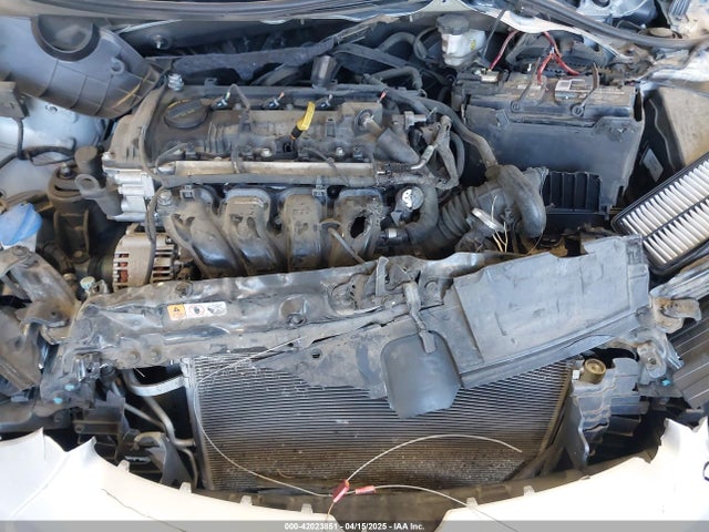 5NPDH4AE8FH607335 Hyundai ELANTRA SE