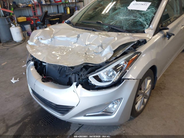 5NPDH4AE8FH607335 Hyundai ELANTRA SE