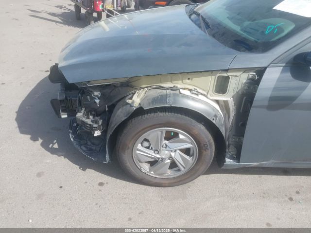 KMHLL4DG4RU723919 Hyundai ELANTRA SE
