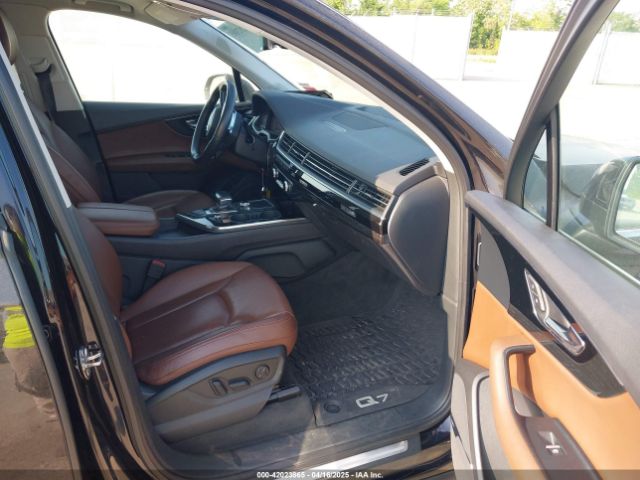 2019 AUDI Q7 WA1LAAF72KD046925 Photo 4