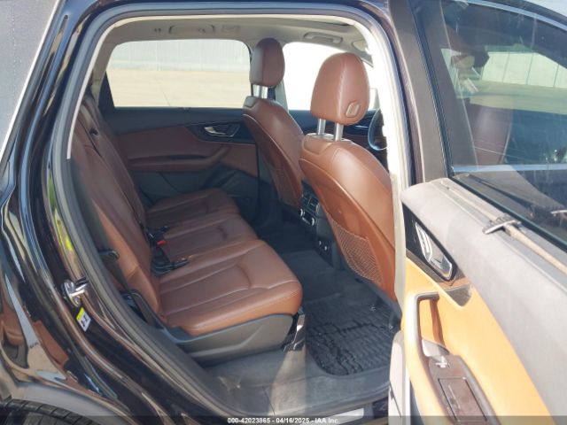 2019 AUDI Q7 WA1LAAF72KD046925 Photo 7