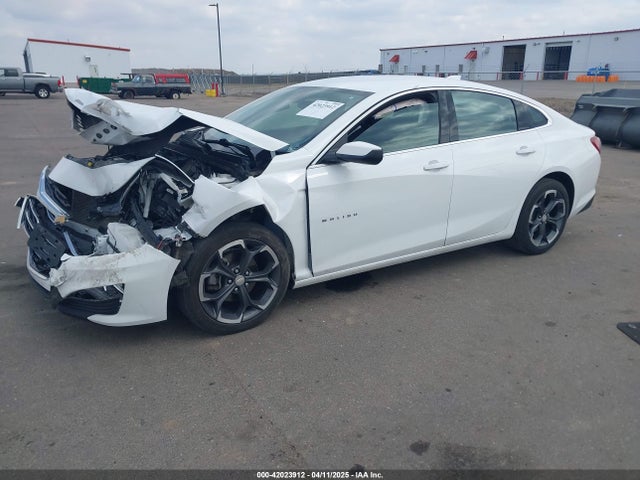 1G1ZD5ST4NF161416 Chevrolet Malibu Fwd Lt