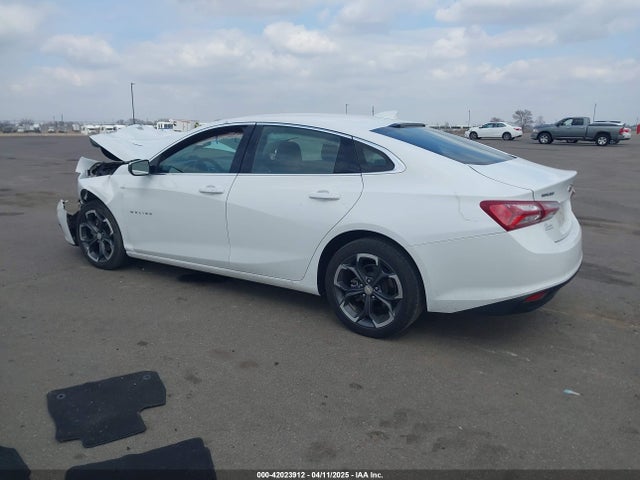 1G1ZD5ST4NF161416 Chevrolet Malibu Fwd Lt