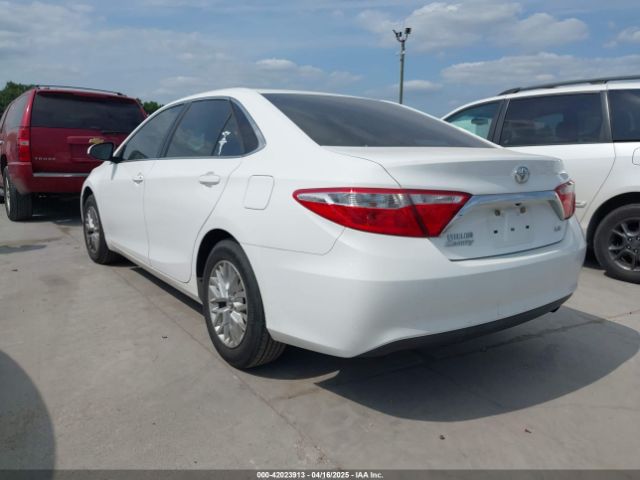 4T1BF1FK1HU429489 Toyota CAMRY LE