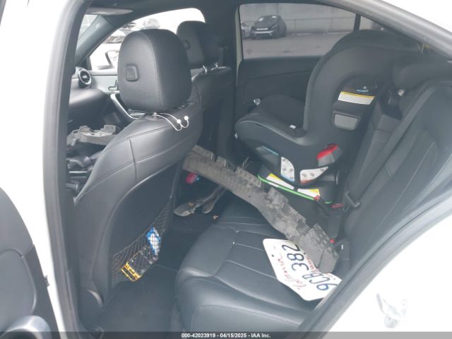 WDD3G4EB7KW022688 Mercedes-Benz A 220