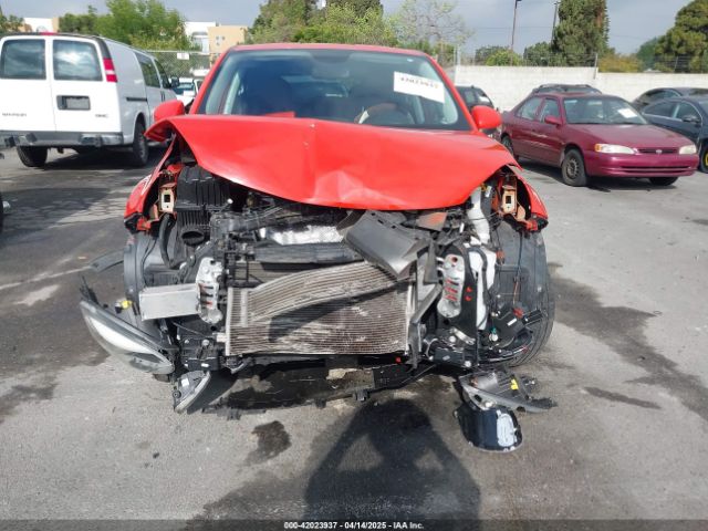 ZFBCFXDT0GP338800 Fiat 500x Lounge