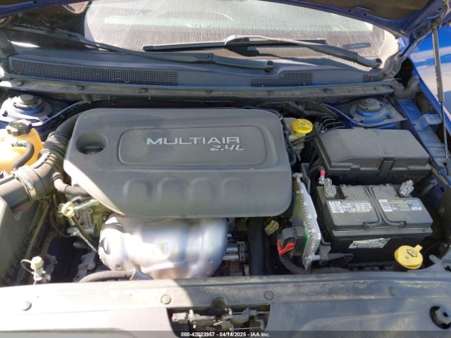 1C3CCCAB4FN599703 Chrysler 200 Limited