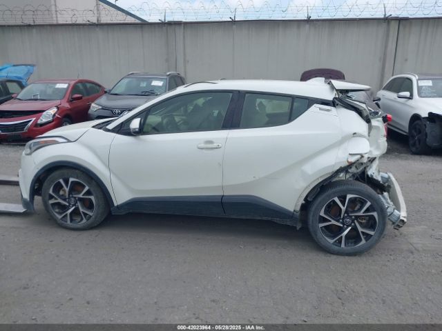 JTNKHMBX3K1029701 Toyota C-HR XLE