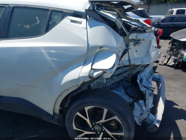 JTNKHMBX3K1029701 Toyota C-HR XLE