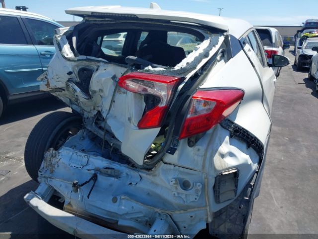 JTNKHMBX3K1029701 Toyota C-HR XLE