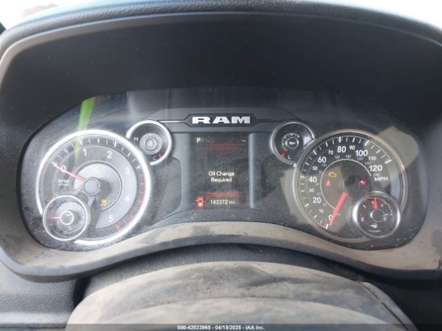 3C6UR5DL7LG160263 RAM 2500 Big Horn  4x4 6'4 Box