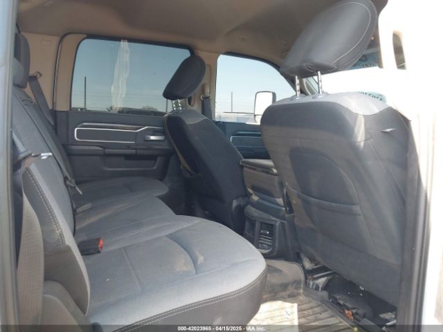 3C6UR5DL7LG160263 RAM 2500 Big Horn  4x4 6'4 Box