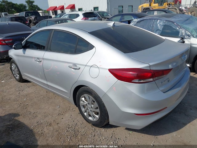 KMHD74LF7HU112945 Hyundai ELANTRA SE