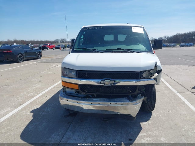 1GAZG1FGXF1186123 Chevrolet Express 3500 Lt