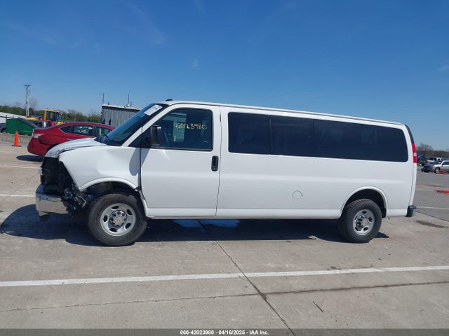1GAZG1FGXF1186123 Chevrolet Express 3500 Lt