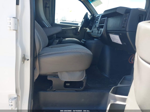 1GAZG1FGXF1186123 Chevrolet Express 3500 Lt