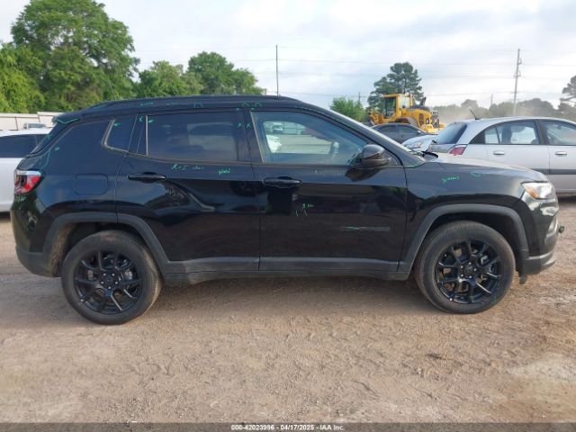 3C4NJDBN4ST526236 Jeep Compass