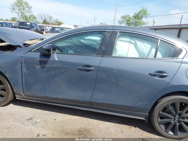 3MZBPBCM4PM360178 Mazda Mazda3 2.5 S Carbon Edition