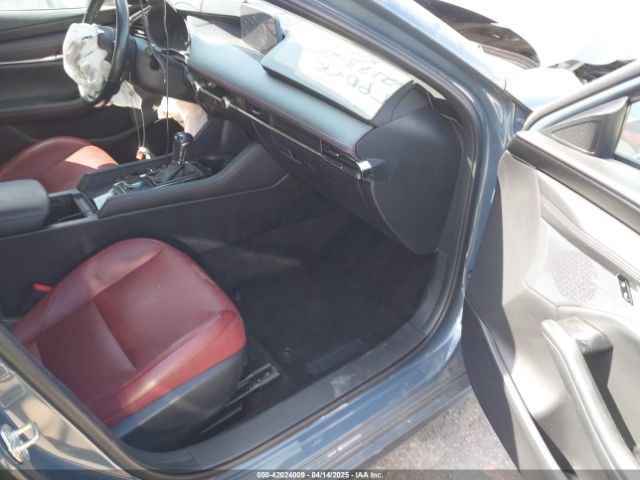3MZBPBCM4PM360178 Mazda Mazda3 2.5 S Carbon Edition