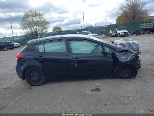KNAFK5A80G5601716 KIA Forte 5-door Lx