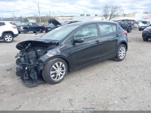 KNAFK5A80G5601716 KIA Forte 5-door Lx