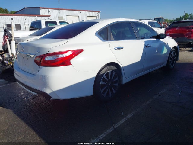 1N4AL3AP0JC206823 Nissan Altima 2.5 Sv