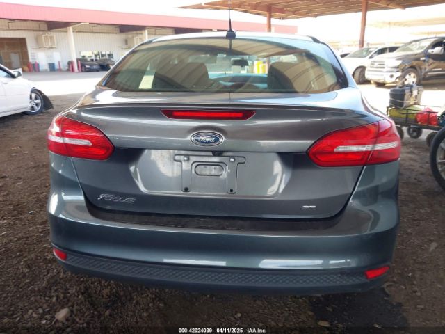 1FADP3F23JL250202 Ford FOCUS SE