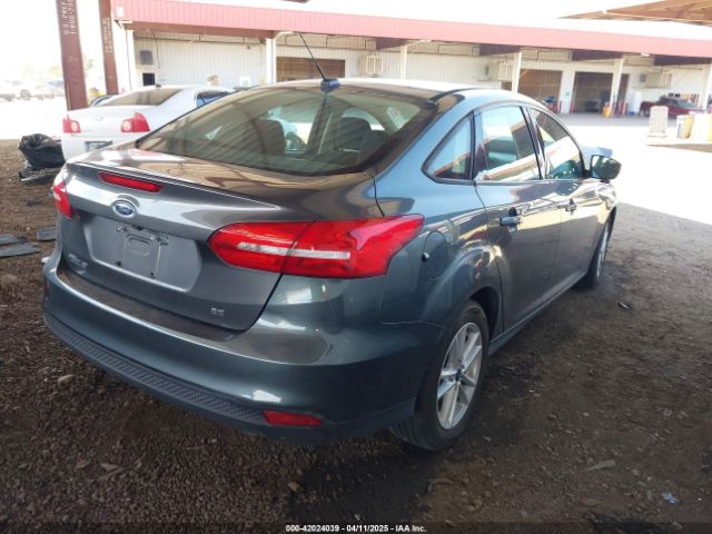 1FADP3F23JL250202 Ford FOCUS SE