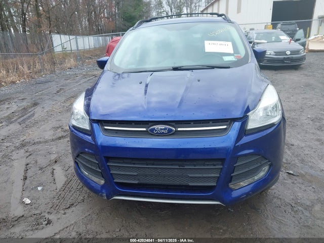 1FMCU9GX1GUA89312 Ford ESCAPE SE