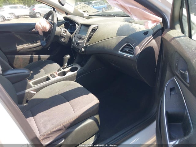 1G1BC5SM8J7198275 Chevrolet Cruze Ls Auto