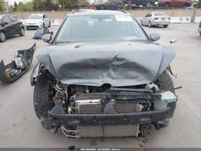 3VW217AU8JM763346 Volkswagen Golf Sportwagen Tsi S