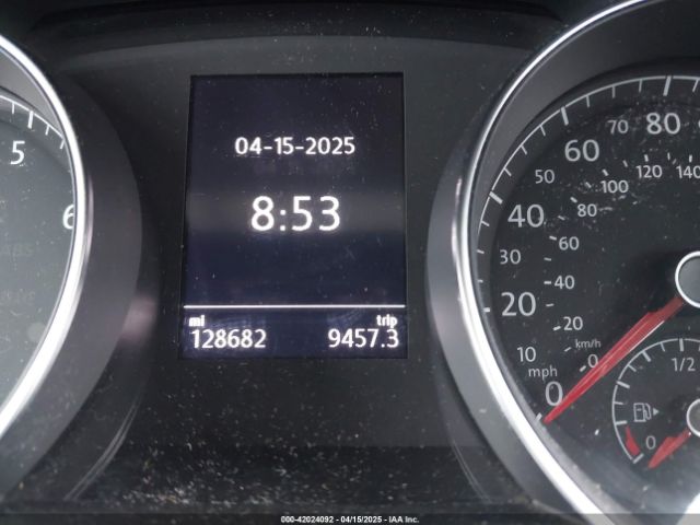 3VW217AU8JM763346 Volkswagen Golf Sportwagen Tsi S