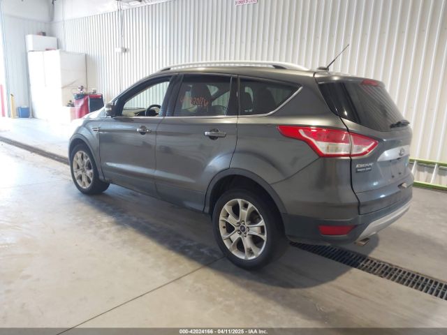 1FMCU9J9XGUC30596 Ford Escape Titanium